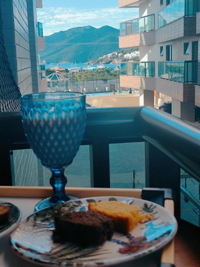 Dos Anjos Club - *